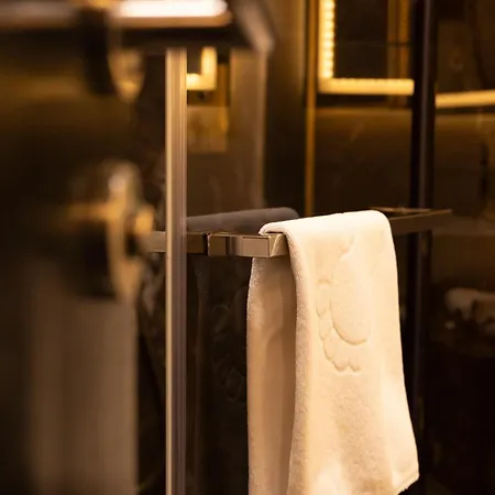 Old Town Hotel 4*