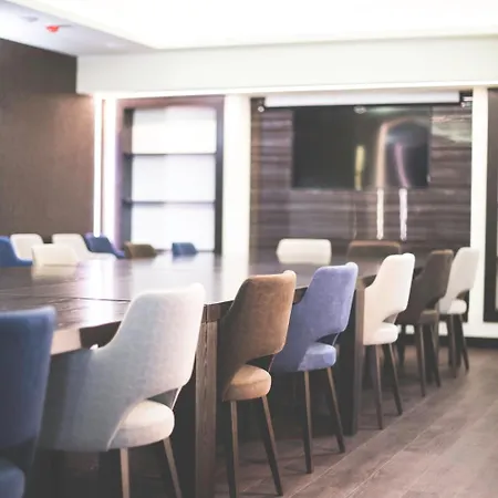 فندق Old Town 4*