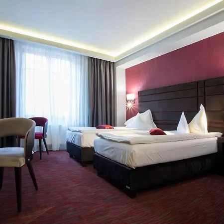 Old Town Hotel