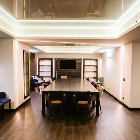 Old Town Hotel 4*